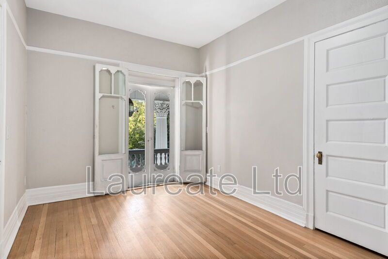 Stunning one bedroom in Cheeseman Park!! MUST SEE!! property image