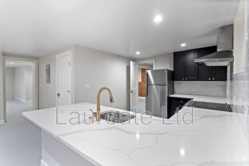 Sprawling 2 bedroom in the Heart of Cap Hill!!! property image