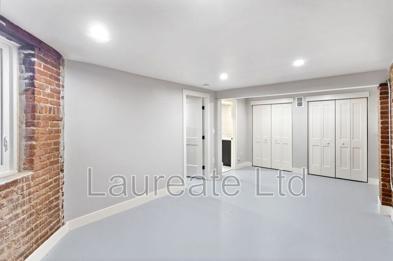Sprawling 2 bedroom in the Heart of Cap Hill!!! property image