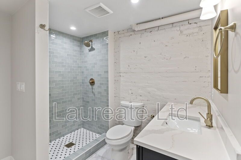 Sprawling 2 bedroom in the Heart of Cap Hill!!! property image