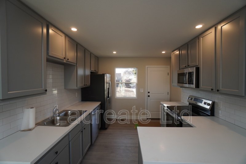 Newly remodeled 2 Bedroom Ranch Home in Park Hill!! property image