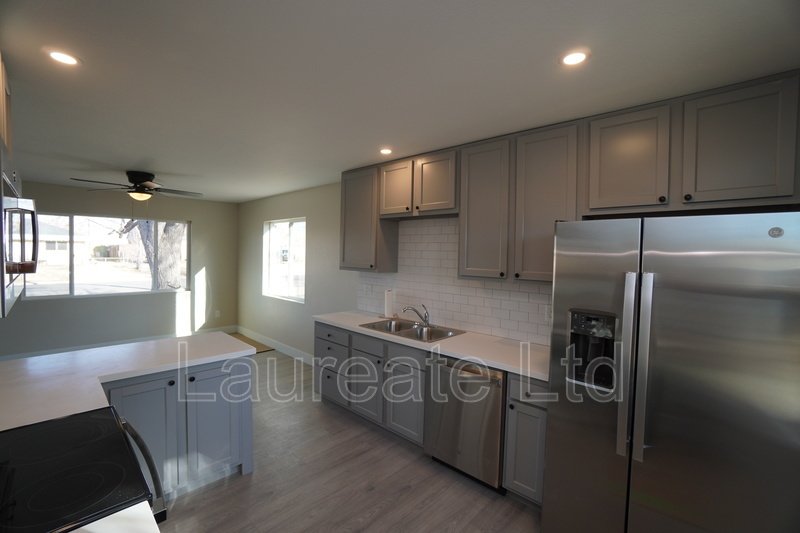 Newly remodeled 2 Bedroom Ranch Home in Park Hill!! property image