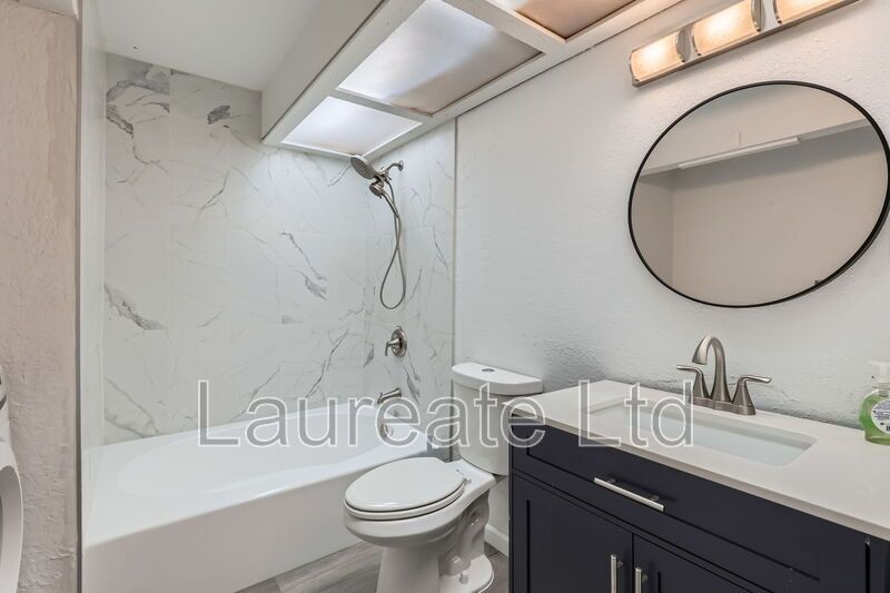 Newly Renovated Ground Level Condo in Woodside Village!! property image