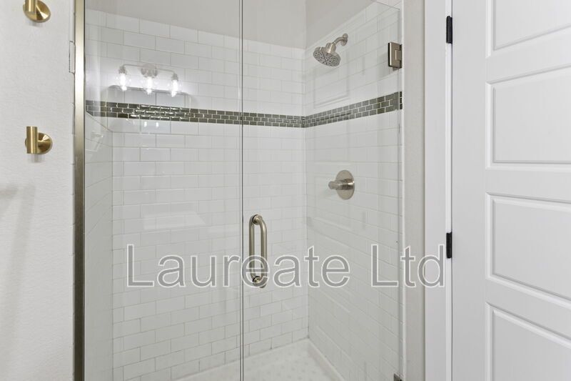 Meticulously renovated Historic 1bd Unit in North Wash Park!! property image