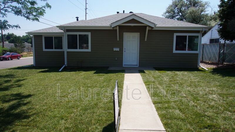 Beautiful updated corner ranch home in Southeast Denver!!! property image