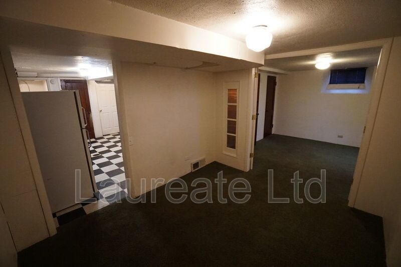 Charming 2 Bedroom Lower unit of Duplex - MUST SEE! property image