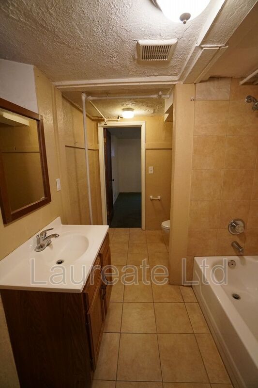 Charming 2 Bedroom Lower unit of Duplex - MUST SEE! property image