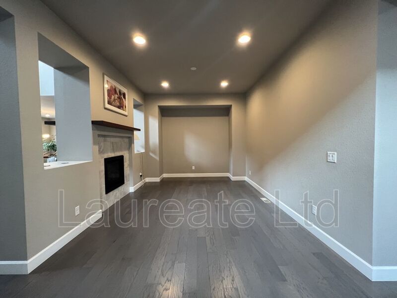 4BD 5BA IN SIERRA RIDGE - PARKER - MUST SEE! property image