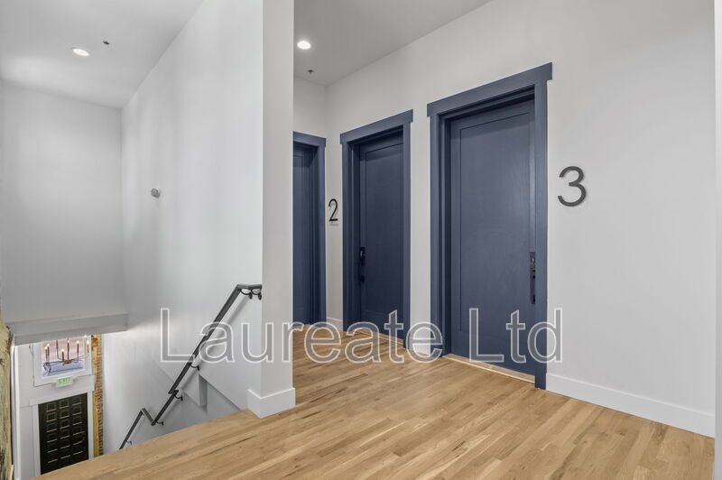 Gorgeous remodeled unit in the Historic Whittier Neighborhood!! property image