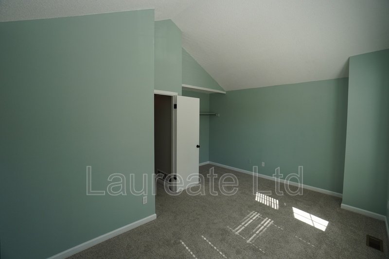 Beautifully updated 2-Story Townhome in Aurora!! property image