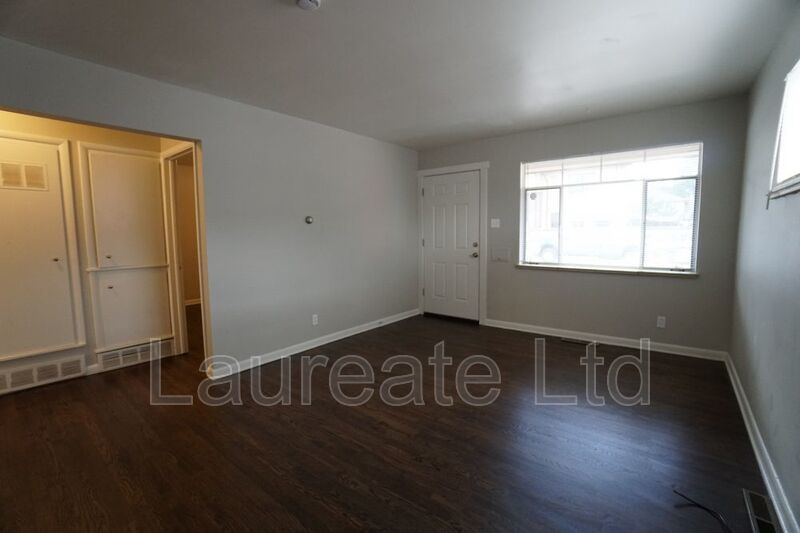 WALK TO DU - 2 BEDROOM - CLOSE TO LIGHTRAIL -MUST SEE!! property image