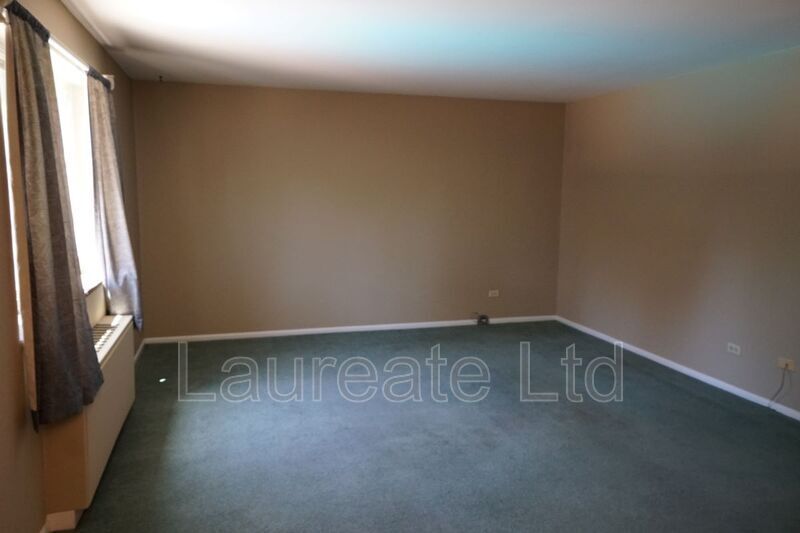 BEAUTIFUL CHEESEMAN PARK 1 BEDROOM property image