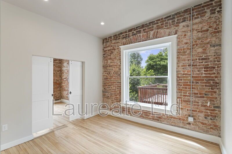 COMING SOON! Beautiful remodeled units in Historic building in the heart of Capitol Hill!! property image