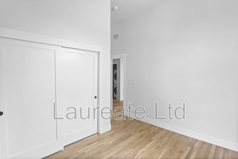 Gorgeous remodeled unit in the Historic Whittier Neighborhood!! property image