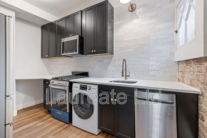 Historic Mansion living right next to Cheesman Park!!! property image