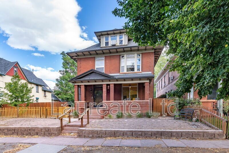 Beautifully remodeled 1Bd unit in historic Victorian home. Minutes to City Park!!! property image