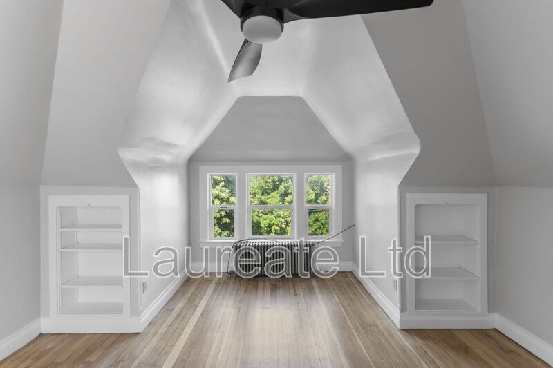 Beautifully remodeled 1Bd unit in historic Victorian home. Minutes to City Park!!! property image