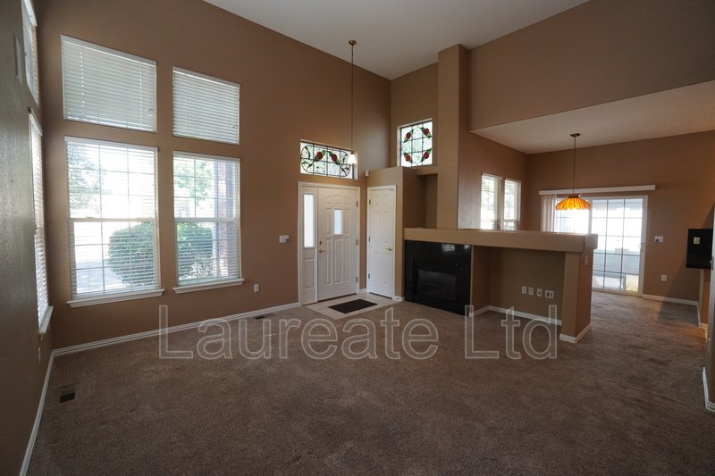 Stunning 2 bedroom Townhome in Belmar Commons 55+ Community!!! property image