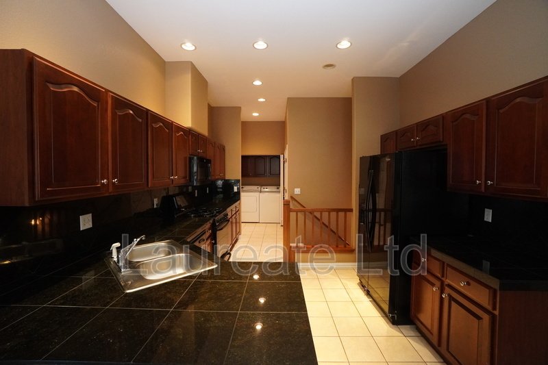 Stunning 2 bedroom Townhome in Belmar Commons 55+ Community!!! property image