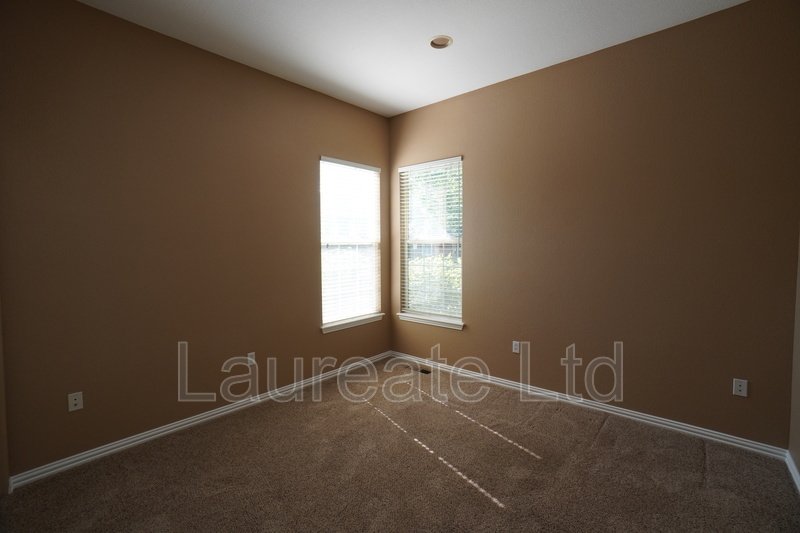 Stunning 2 bedroom Townhome in Belmar Commons 55+ Community!!! property image