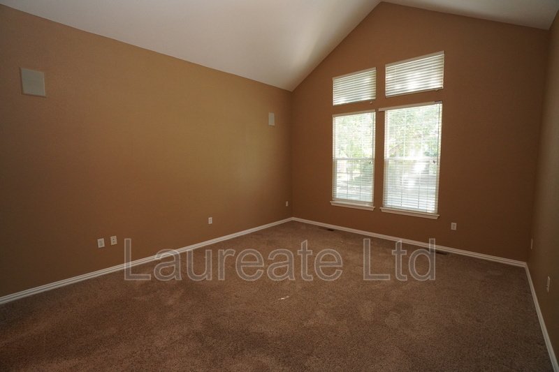 Stunning 2 bedroom Townhome in Belmar Commons 55+ Community!!! property image