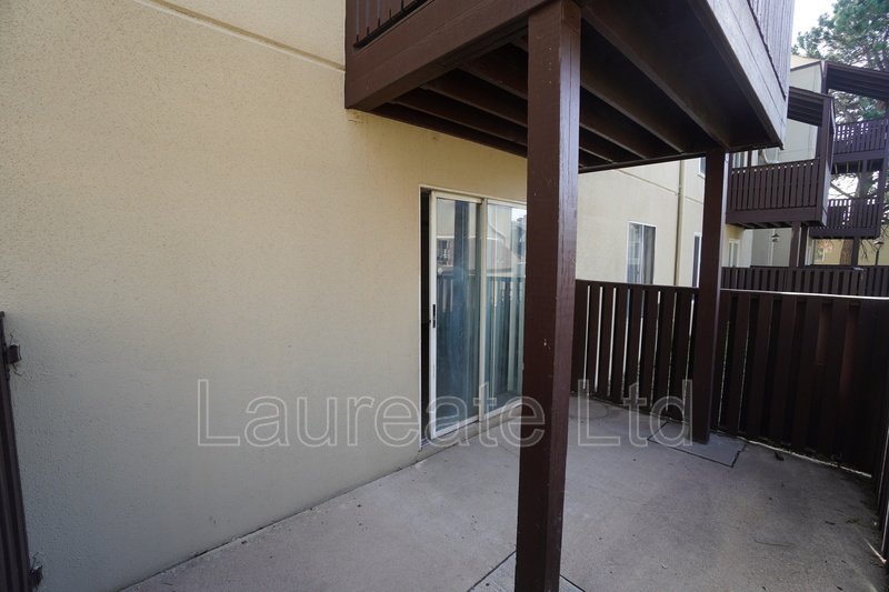MOVE-IN SPECIAL!!Spacious 2 Bed 2 Bath Condo in Denver - MUST SEE!! property image