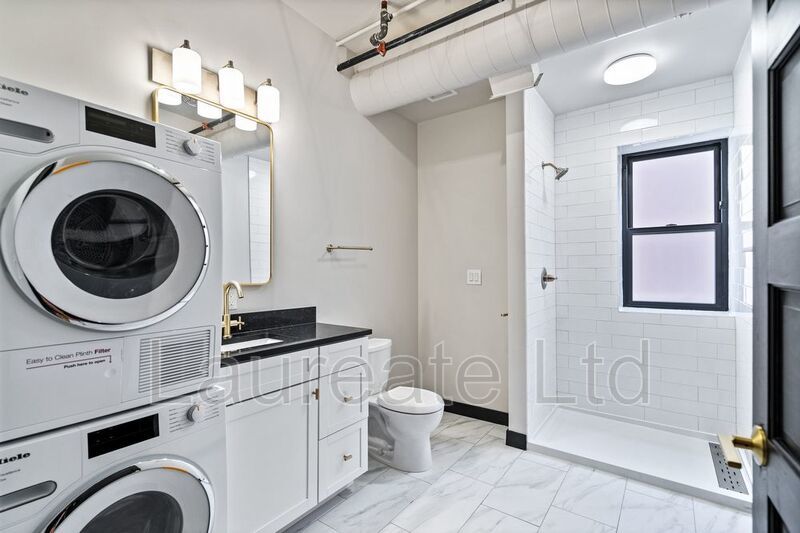 HISTORIC ALTA COURT LOFTS- WALK TO EVERYTHING! property image