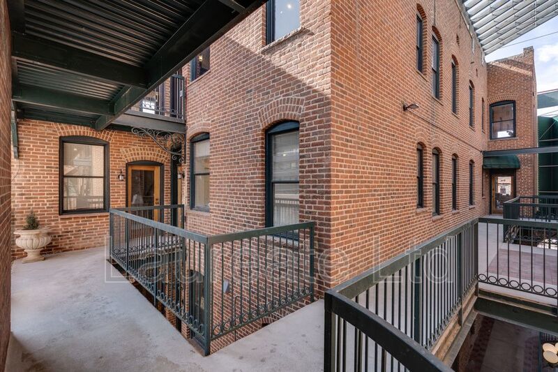 HISTORIC ALTA COURT LOFTS- WALK TO EVERYTHING! property image