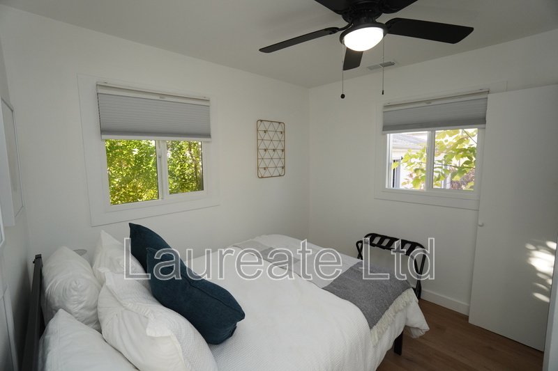 Charming 2- bedroom Duplex in Golden!! property image