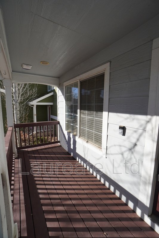 Bright and Open 3bd Tri-Level with unfinished basement in Alton Park!! property image