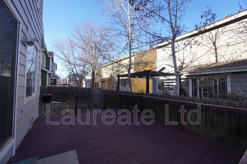 Bright and Open 3bd Tri-Level with unfinished basement in Alton Park!! property image