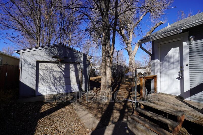 Charming 2 bedroom Single Family home Minutes to Anschutz Medical Campus!!! property image