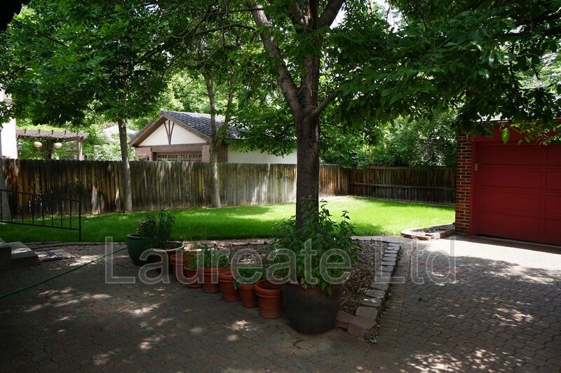 Stunning 4 Bedroom Brick Tudor in Crestmoor. property image