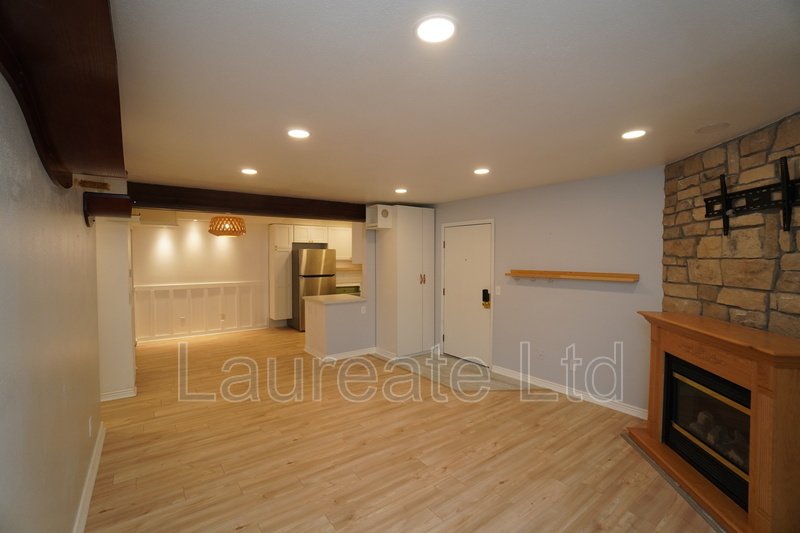 Spacious and Customized 1 bedroom Condo in Lakewood!! property image