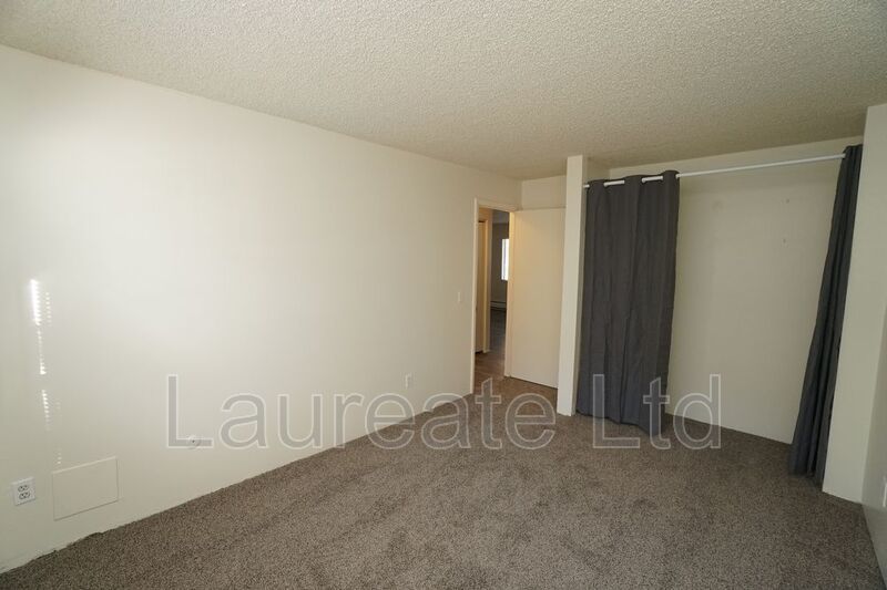 Large 2 Bedroom Condo in SE Denver - MUST SEE!!! property image
