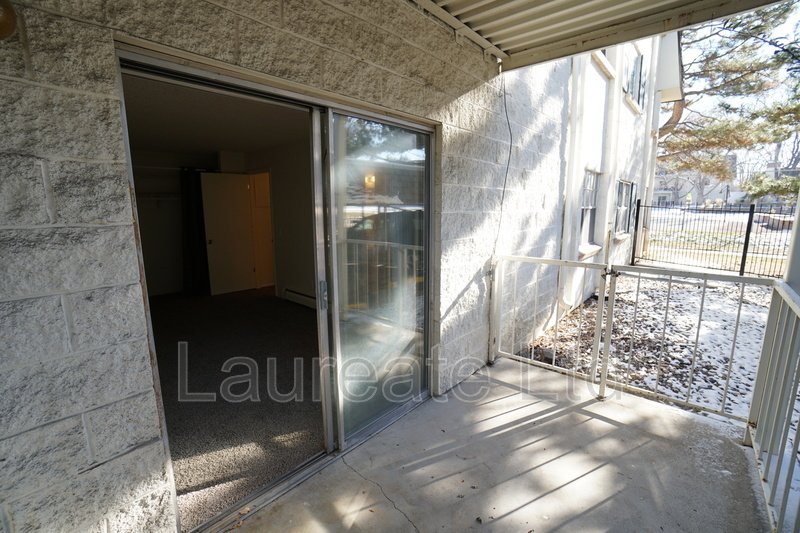 Large 2 Bedroom Condo in SE Denver - MUST SEE!!! property image