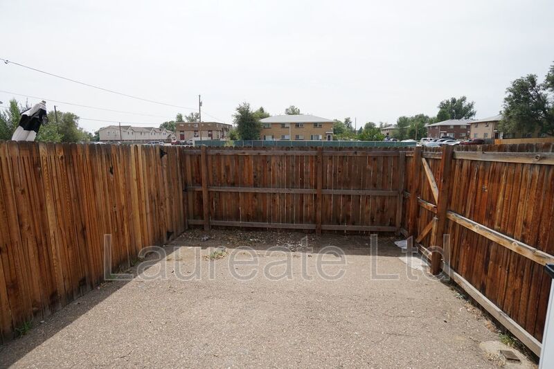 Spacious 2 Bedroom Townhouse in Westminster!! property image