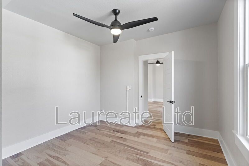 Meticulously renovated Historic Top Floor  Apartment in North Wash Park!! property image