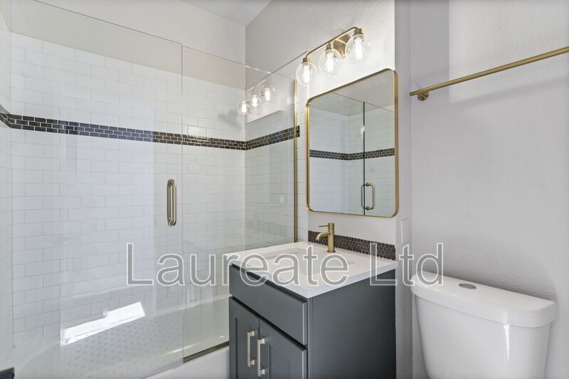 Meticulously renovated Historic Top Floor  Apartment in North Wash Park!! property image