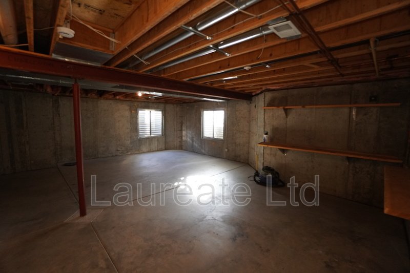 Beautiful 2 Bedroom Townhome in Gated Community property image