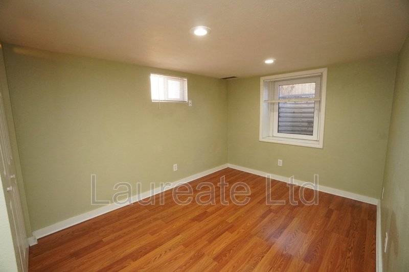 Spacious 2 Bedroom Lower Level unit of Duplex in Englewood!! property image