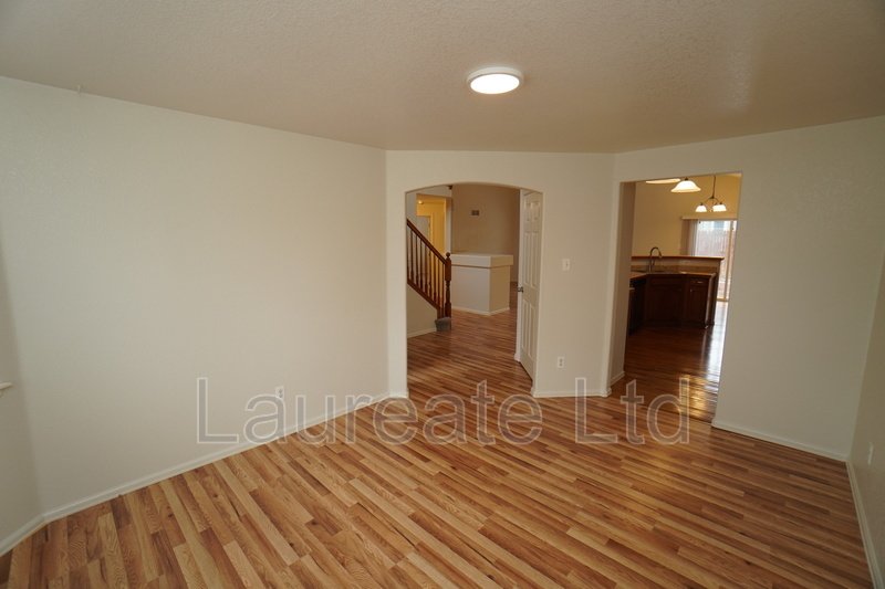 Newly Updated Spacious 3-Bedroom Home in Commerce City!! Minutes to DIA!! property image