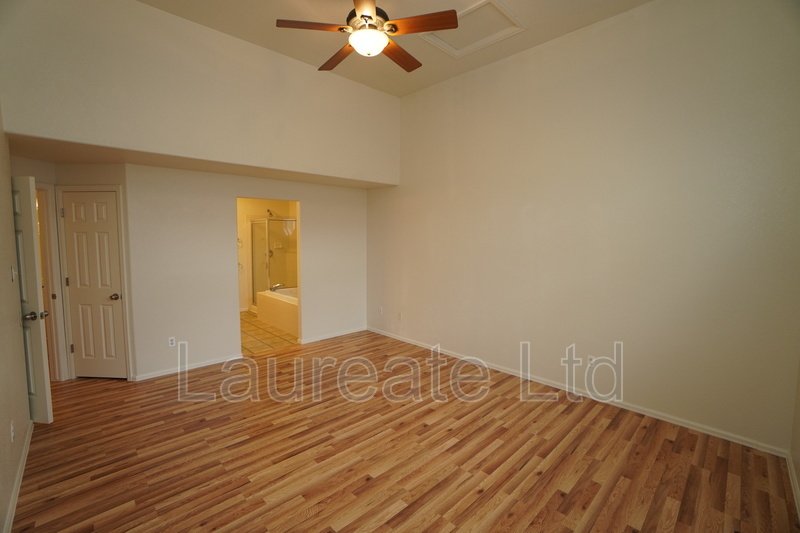 Newly Updated Spacious 3-Bedroom Home in Commerce City!! Minutes to DIA!! property image