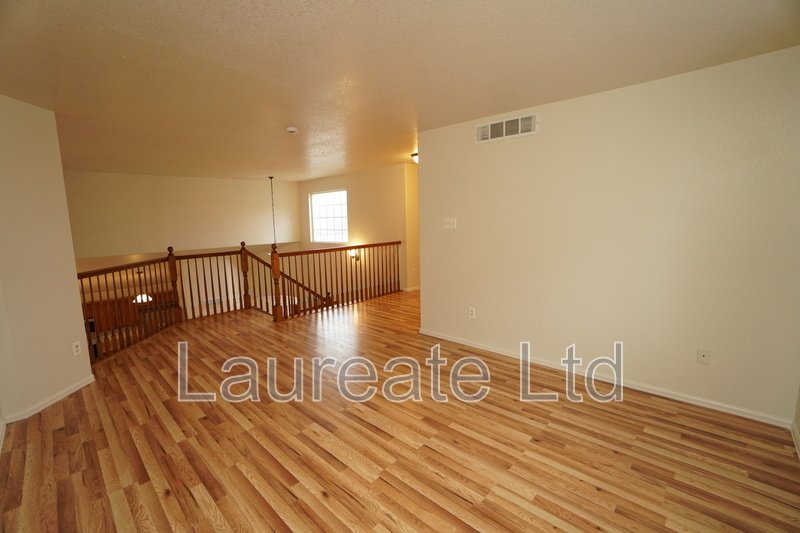 Newly Updated Spacious 3-Bedroom Home in Commerce City!! Minutes to DIA!! property image