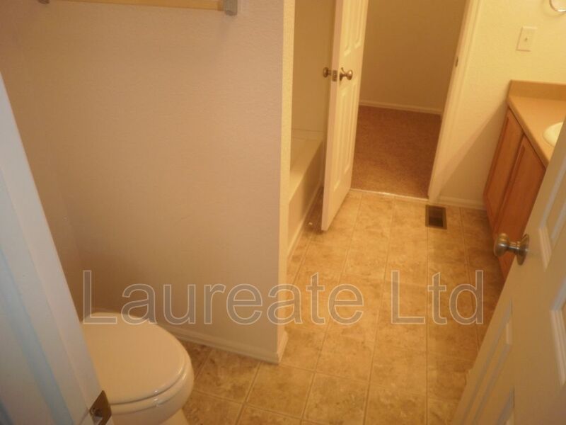 Spacious 2 Bedroom + Loft - 3 Bathroom in Fronterra Village property image