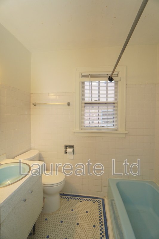 Charming 2+ Bedroom Single Family Home in Montclair/South Park Hill Neighborhood!! property image