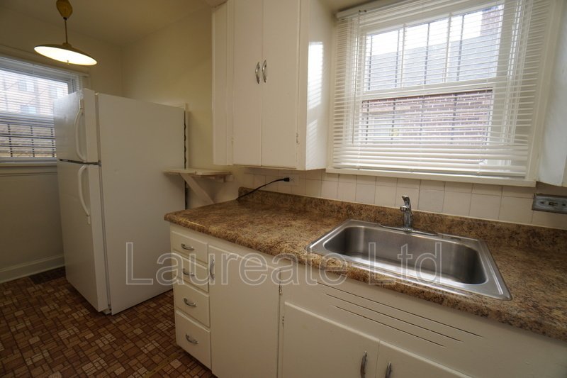 Charming 2+ Bedroom Single Family Home in Montclair/South Park Hill Neighborhood!! property image
