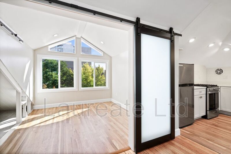 Gorgeous 1 Bedroom Attic unit! - Walk to Cheesman Park - property image