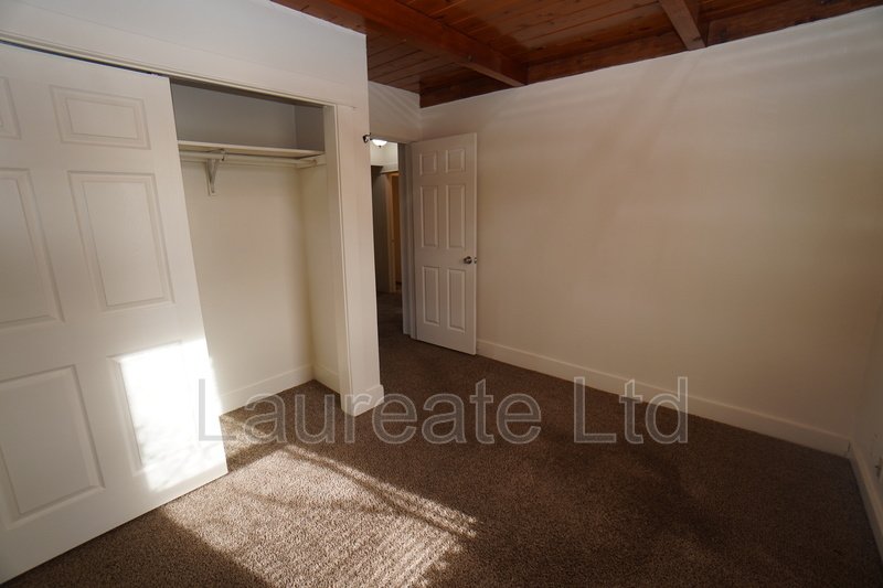 Charming 2 Bedroom Carriage House in the Heart of Edgewater!!! property image
