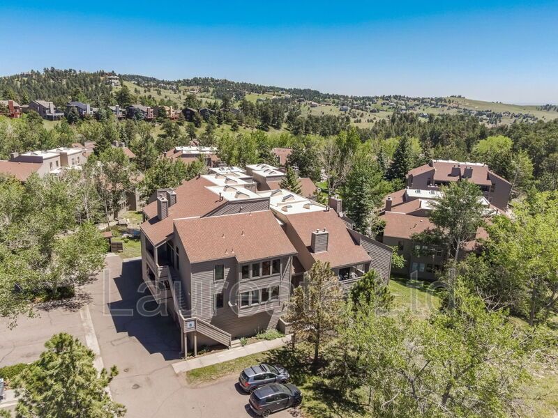 Beautiful Sprawling 2bd Condo in Genesee Village!! property image